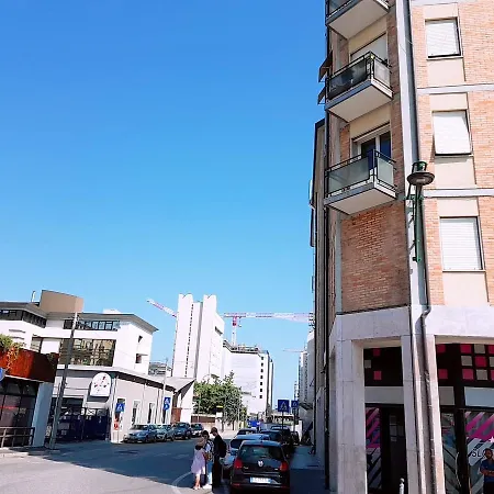 Bb Station 2* מסטרה